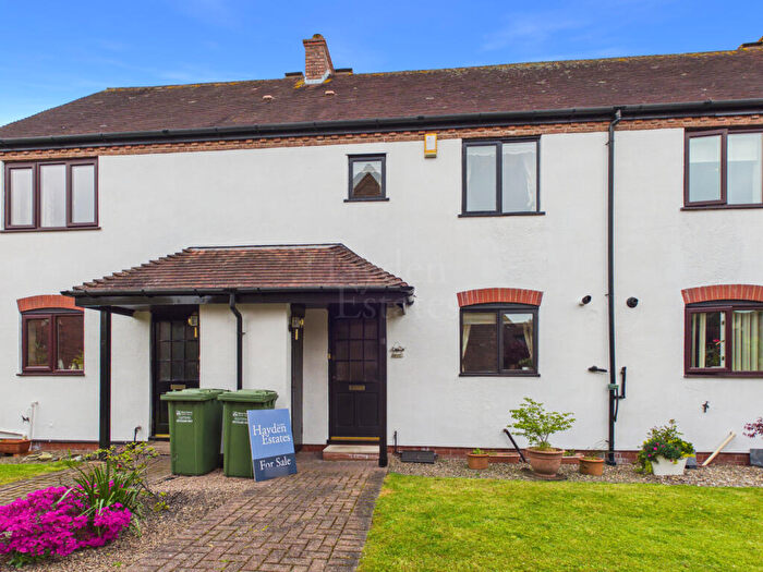 2 Bedroom Terraced House For Sale In Gardners Meadow, Bewdley, DY12