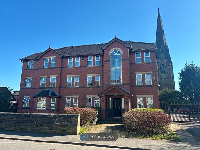 2 Bedroom Flat To Rent In Chatham Street, Stockport, SK3