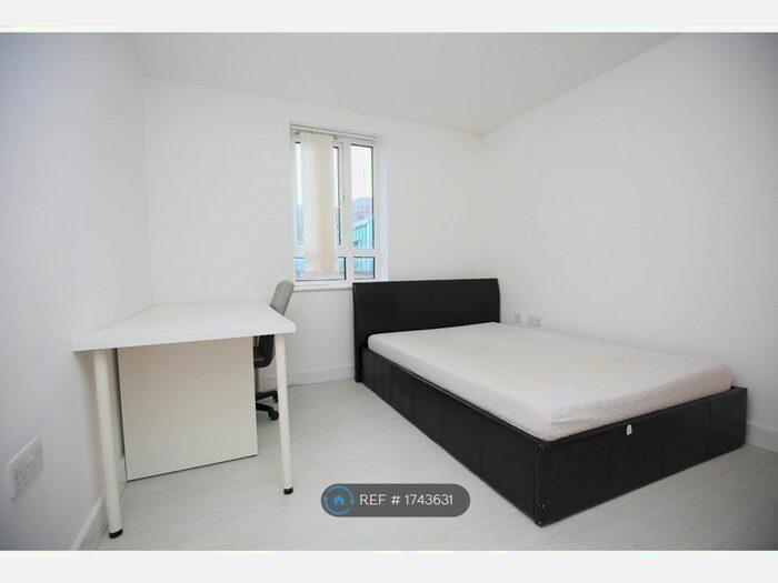 2 Bedroom Flat To Rent In Beauchamp House, Coventry, CV1