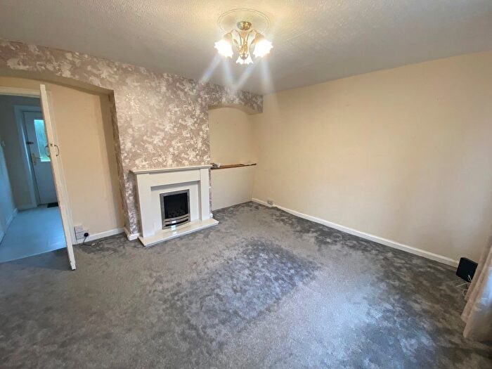 3 Bedroom Property To Rent In Lawrence Road, Gipton, Leeds, LS8