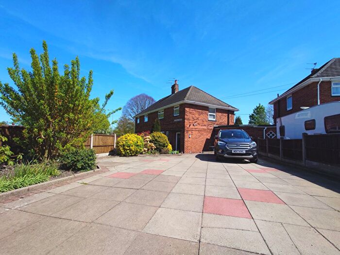 3 Bedroom Semi-Detached House For Sale In Mitchell Avenue, Talke, Stoke-On-Trent, ST7