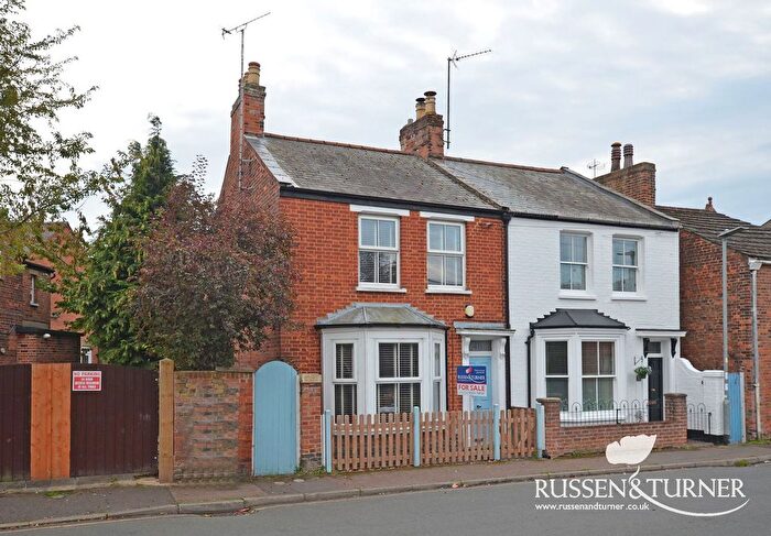 3 Bedroom Semi-Detached House For Sale In Windsor Road, King's Lynn, PE30
