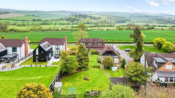 4 Bedroom Detached House For Sale In Canterbury Road, Bilting, TN25