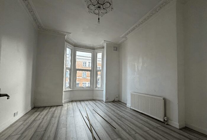 1 Bedroom Flat To Rent In Lambeth, SE5