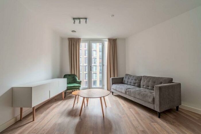 2 Bedroom Flat To Rent In The Wullcomb, Highcross Street, , Furnished, LE1