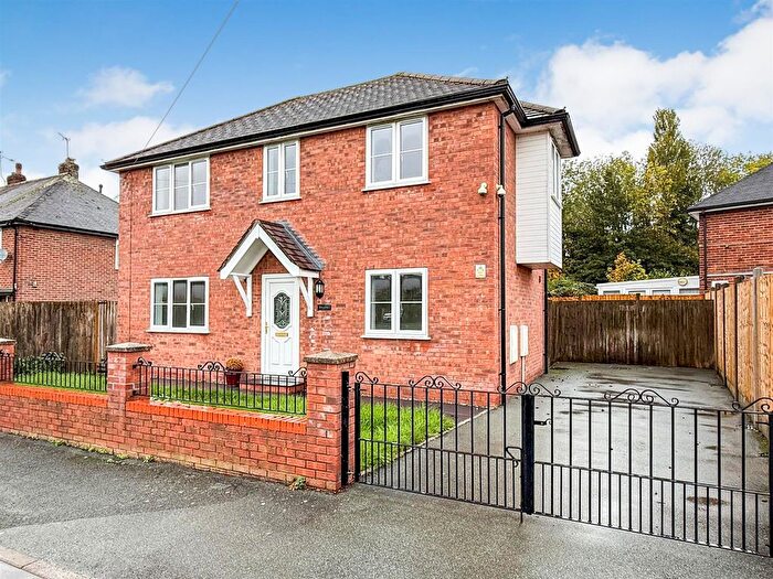 3 Bedroom Detached House For Sale In The Green, Oswestry, SY11