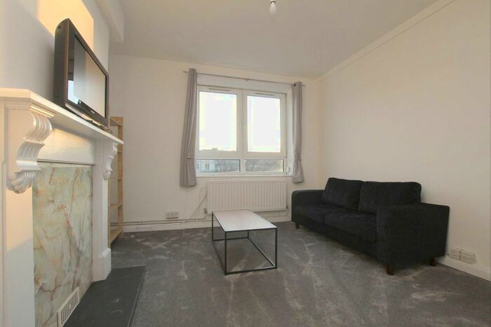 2 Bedroom Flat To Rent In Tanner Street, London, SE1