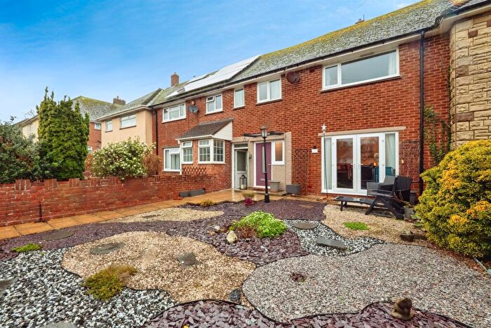 4 Bedroom Terraced House For Sale In Chickerell Road, Weymouth, DT4