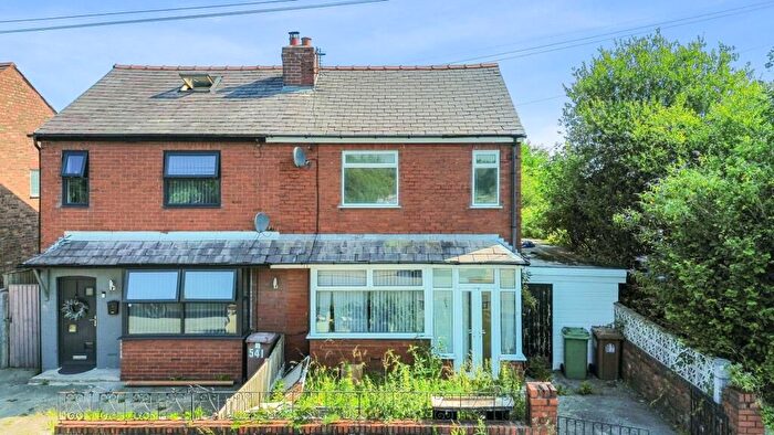 2 Bedroom Semi-Detached House For Sale In Fleet Lane, St. Helens, WA9