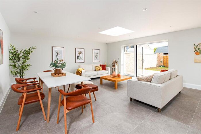 4 Bedroom Detached House For Sale In Brockleaze, Neston, Corsham, SN13