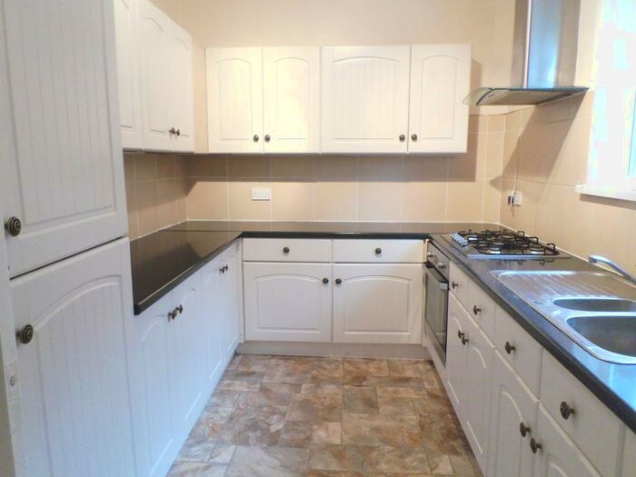 2 Bedroom Apartment To Rent In St Ledgers Road, Queens Park, BH8