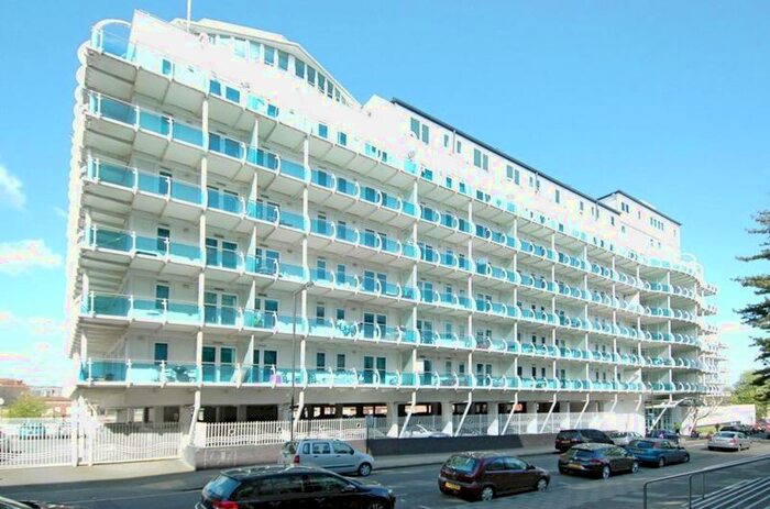 2 Bedroom Flat To Rent In Lyon Road, Harrow-On-The-Hill, Harrow, HA1