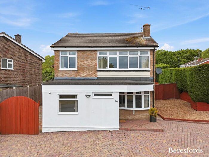 3 Bedroom Detached House For Sale In Hillway, Billericay, CM11