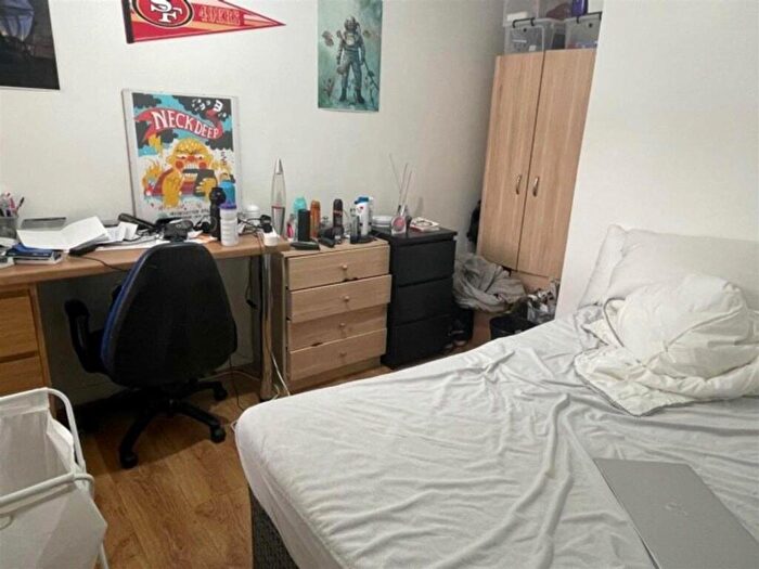 5 Bedroom Private Hall To Rent In Standish Road (), Fallowfield, Manchester, M14