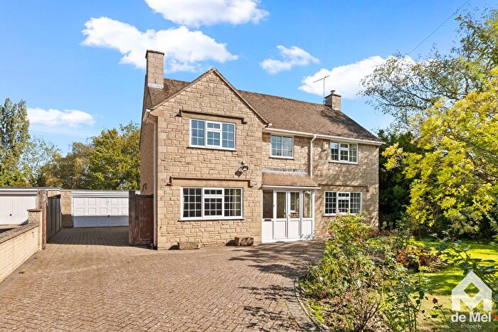 3 Bedroom Detached House For Sale In Elmley Road, Ashton Under Hill, WR11