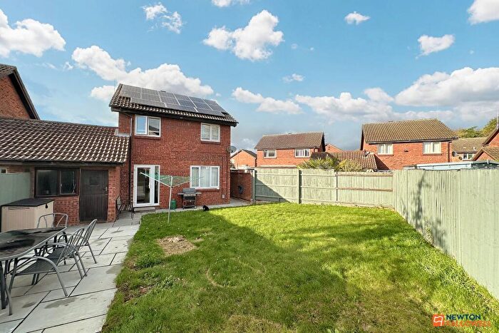 3 Bedroom Detached House For Sale In Uplands, Werrington, Peterborough, PE4