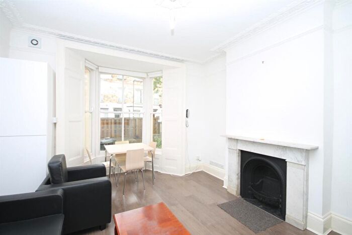 2 Bedroom Flat To Rent In Jackson Road, Islington, N7