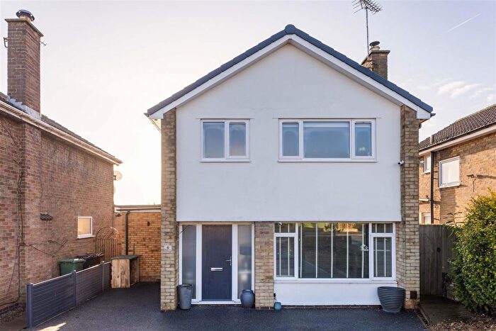 3 Bedroom Detached House For Sale In Gascoigne Avenue, Barwick In Elmet, Leeds, LS15