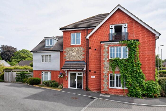 2 Bedroom Apartment For Sale In Oakford Court, Henley On Thames, RG9