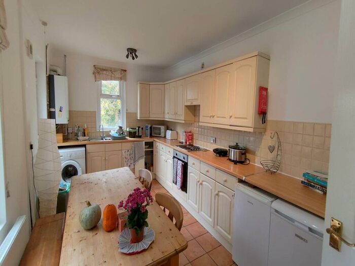 4 Bedroom House To Rent In Tewkesbury Place, Roath, CF24