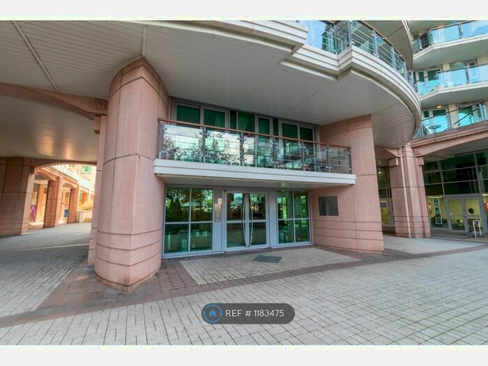 2 Bedroom Flat To Rent In St. George Wharf, London, SW8