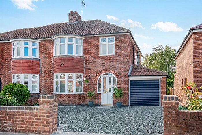3 Bedroom Semi Detached House For Sale In Lycett Road, York, YO24