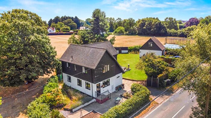5 Bedroom Detached House For Sale In Dunmow Road, High Roding, Dunmow, Essex, CM6