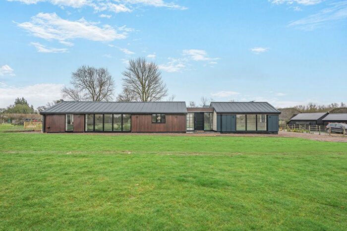 4 Bedroom Detached House For Sale In Mundy Bois Road, Egerton, Ashford, Kent, TN27