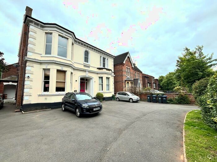 1 Bedroom Flat To Rent In Lillington Avenue, Leamington Spa, CV32