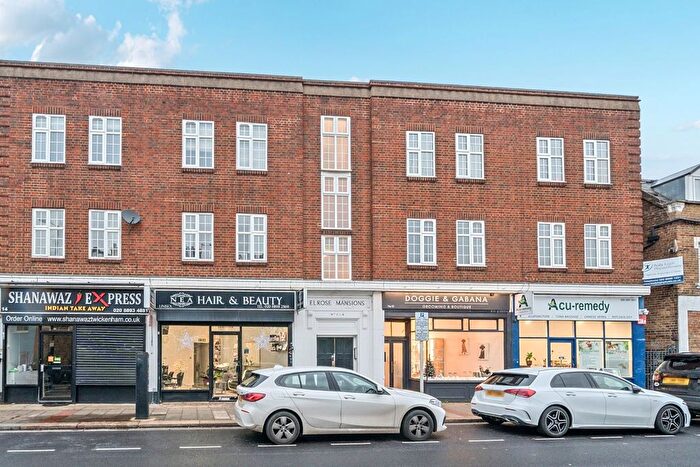 4 Bedroom Flat To Rent In Staines Road, Twickenham, TW2