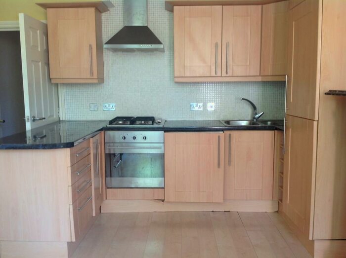 2 Bedroom Flat To Rent In Normanton Avenue, Sefton Park, Liverpool, L17