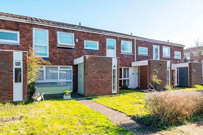 3 Bedroom Terraced House For Sale In Harrison Close, Reigate, RH2