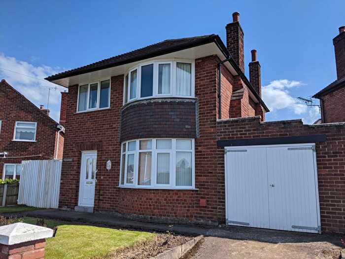 3 Bedroom Detached House To Rent In The Meadows, Deeside, CH5