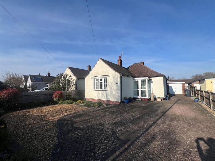 2 Bedroom Detached Bungalow For Sale In Tanhouse Lane, Malvern, WR14