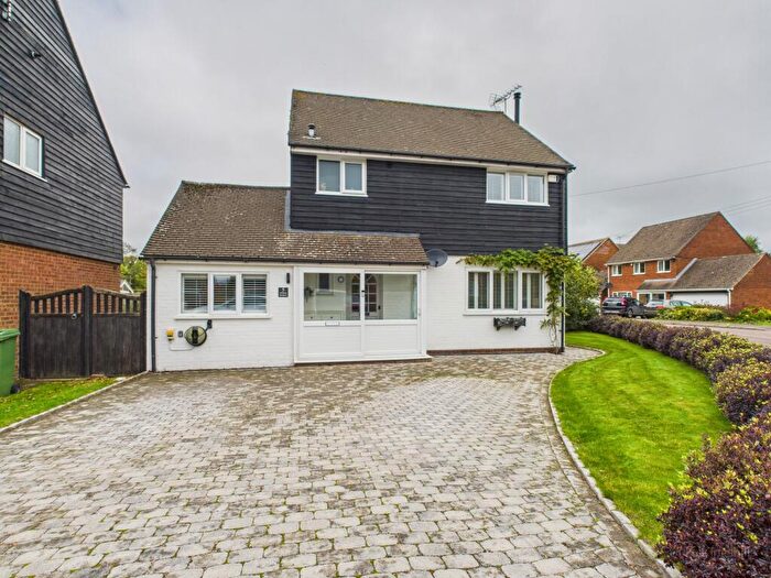 3 Bedroom Detached House For Sale In Grimms Meadow, Walters Ash, High Wycombe, Buckinghamshire, HP14