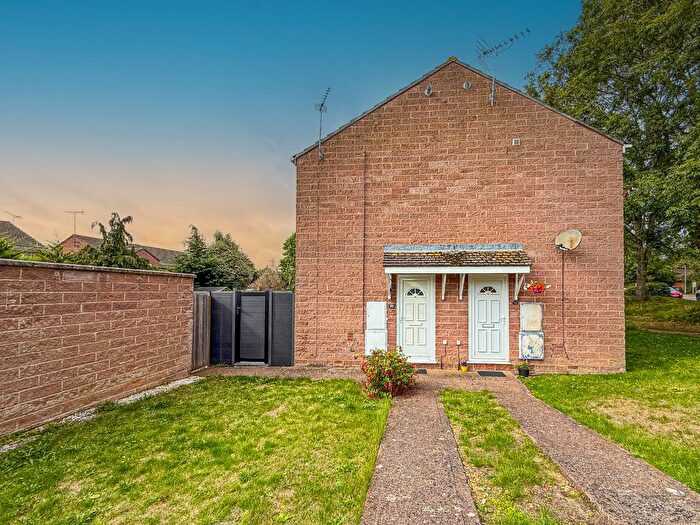1 Bedroom Semi-Detached House To Rent In Hudson Way, Taunton, TA2