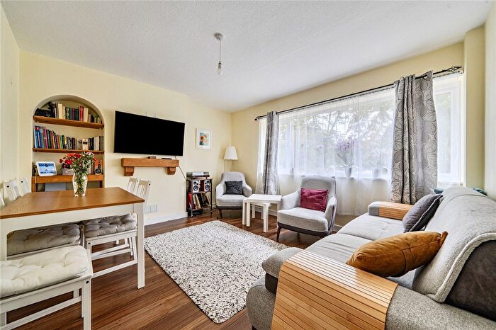 5 Bedroom Terraced House For Sale In Cedar Road, Enfield, EN2