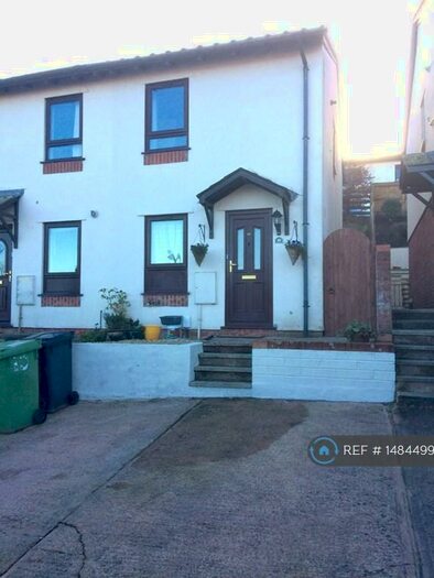 2 Bedroom End Of Terrace House To Rent In St. Albans Close, Exeter, EX4