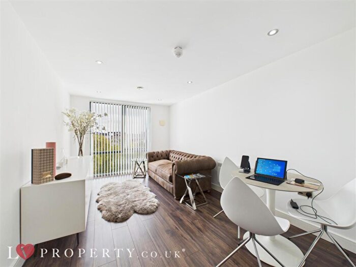 1 Bedroom Apartment For Sale In Holliday Street, Birmingham, B1