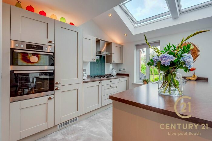 4 Bedroom Detached House For Sale In Pickering Road, Roby, L36