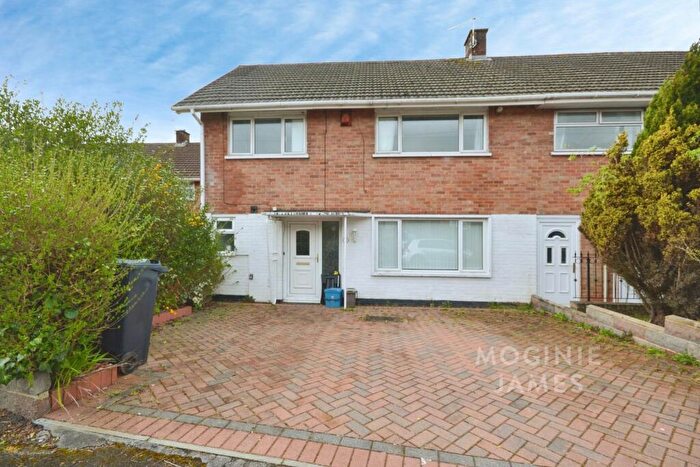3 Bedroom End Of Terrace House For Sale In Washford Avenue, Llanrumney, Cardiff, CF3