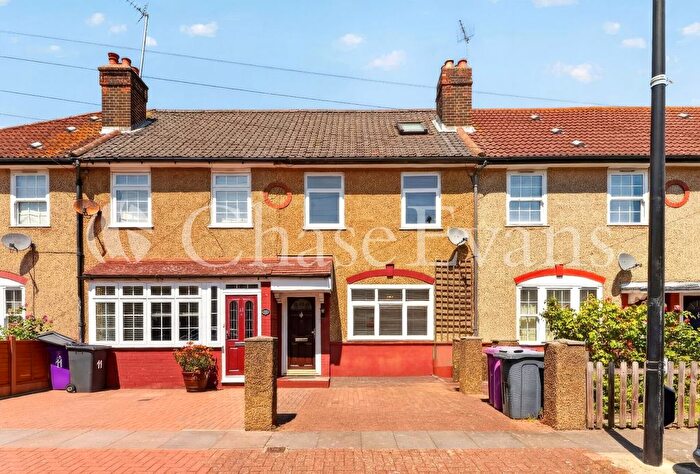 2 Bedroom Terraced House For Sale In Manchester Grove, Isle Of Dogs, London, E14