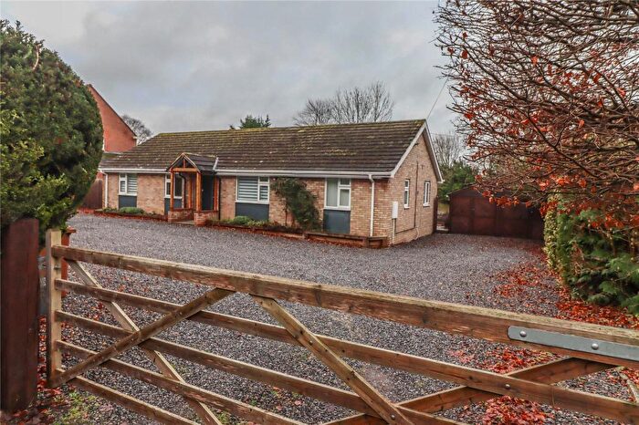 4 Bedroom Bungalow For Sale In Salisbury Road, Abbotts Ann, Andover, Hampshire, SP11