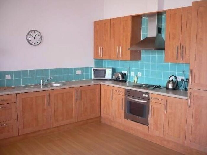2 Bedroom Flat To Rent In Behrens Warehouse, East Parade, Little Germany, BD1