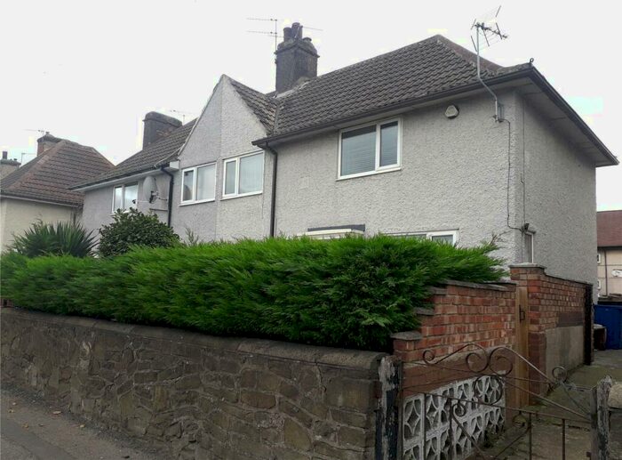 3 Bedroom Semi-Detached House To Rent In Great North Road, Woodlands, Doncaster, DN6