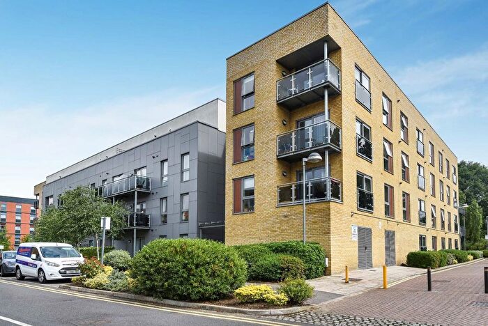 2 Bedroom Flat To Rent In St. Georges Grove, Earlsfield, SW17
