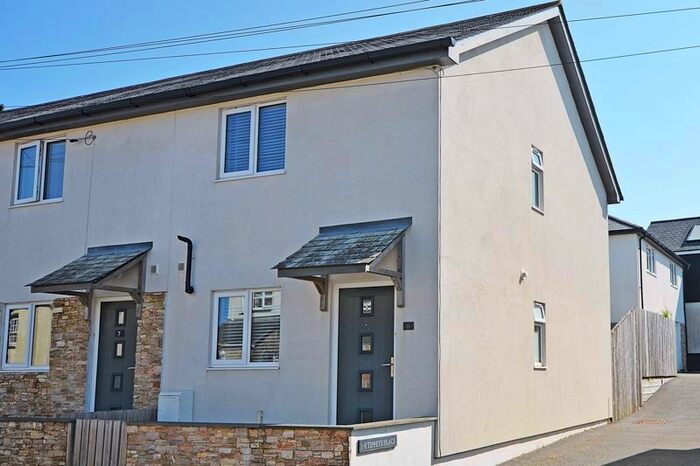 2 Bedroom Semi-Detached House For Sale In Chapel Street, Probus, Truro, TR2