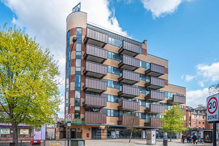 1 Bedroom Flat To Rent In Willesden Lane, , Willesden Green, London, NW2