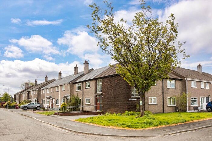 1 Bedroom Flat For Sale In High Mains Avenue, Dumbarton, Dunbartonshire, G82