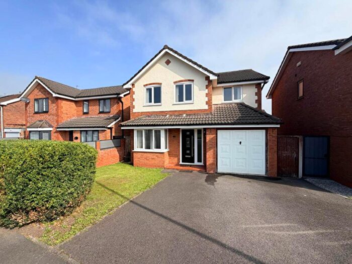 4 Bedroom Detached House For Sale In Saxon Way, Shevington Park, L33